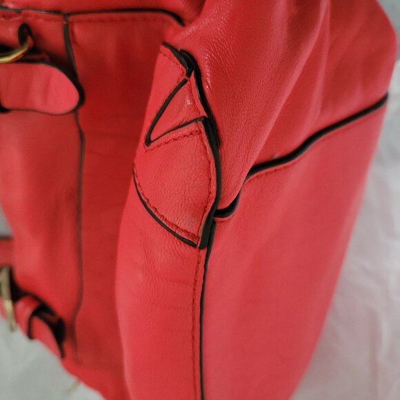 Cynthia Rowley Red Leather Shoulder Bag - Picture 13 of 15